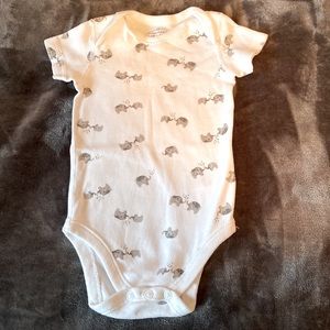 NWOT Hanna Andersson Organic Cotton Onesie Elephant Print